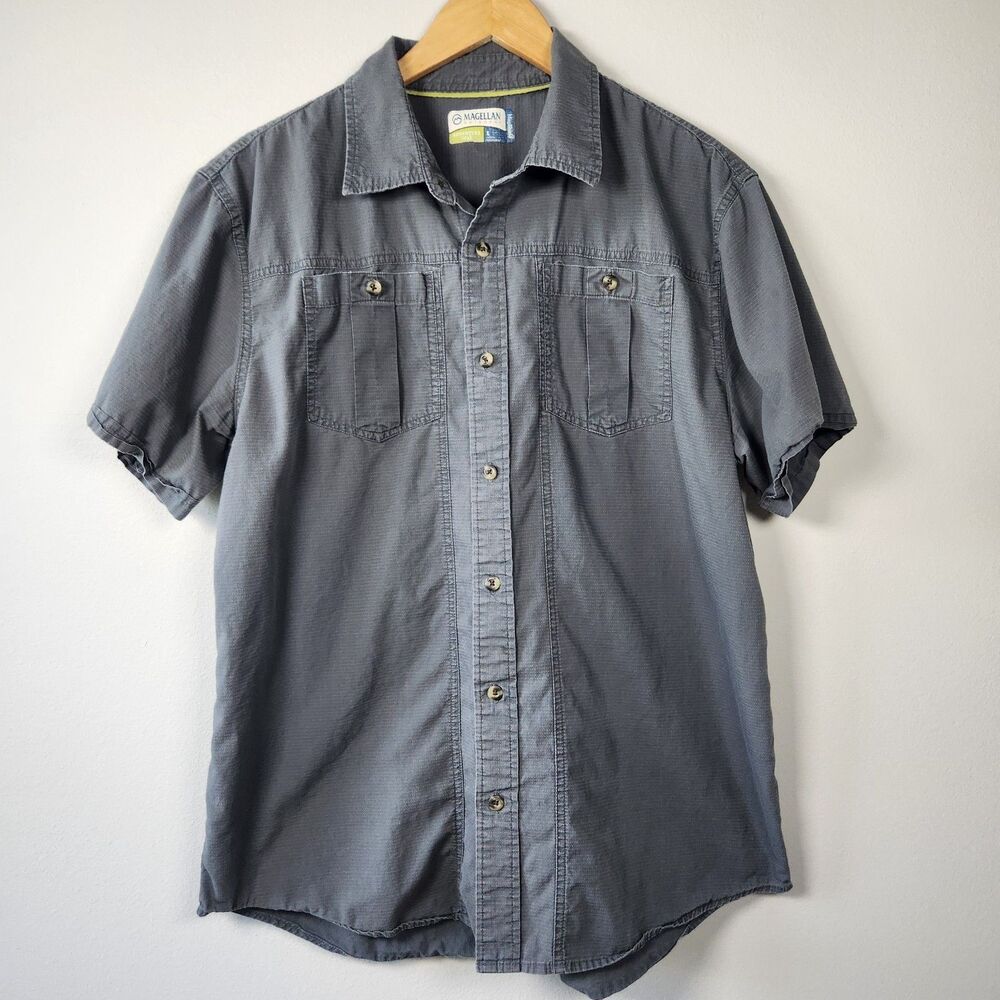 Magellan Outdoors MagShield Men's L Gray Short Sleeve Button Down Shirt Utility